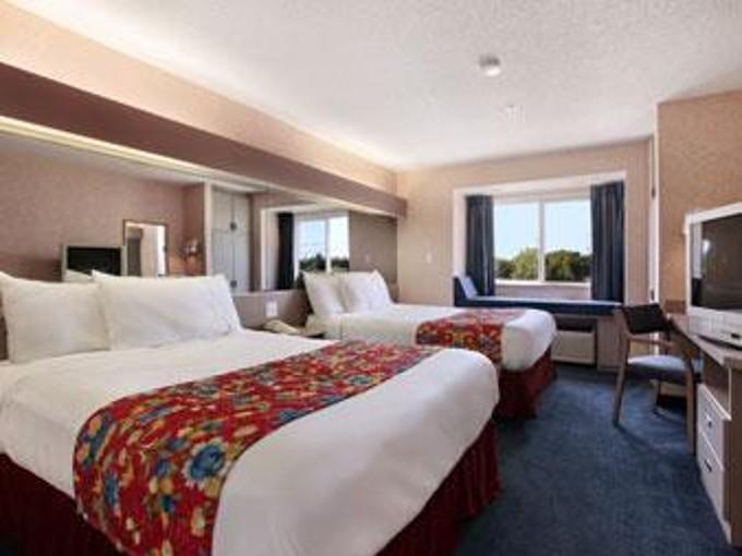 Microtel Inn By Wyndham Louisville East Szoba fotó